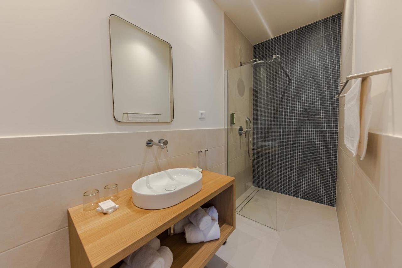 The Olive Poolhouse Apartment Split Exterior photo